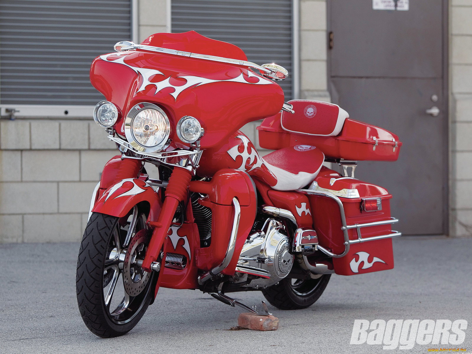 , customs, classic